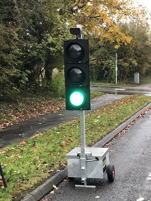 portable traffic lights for hire
