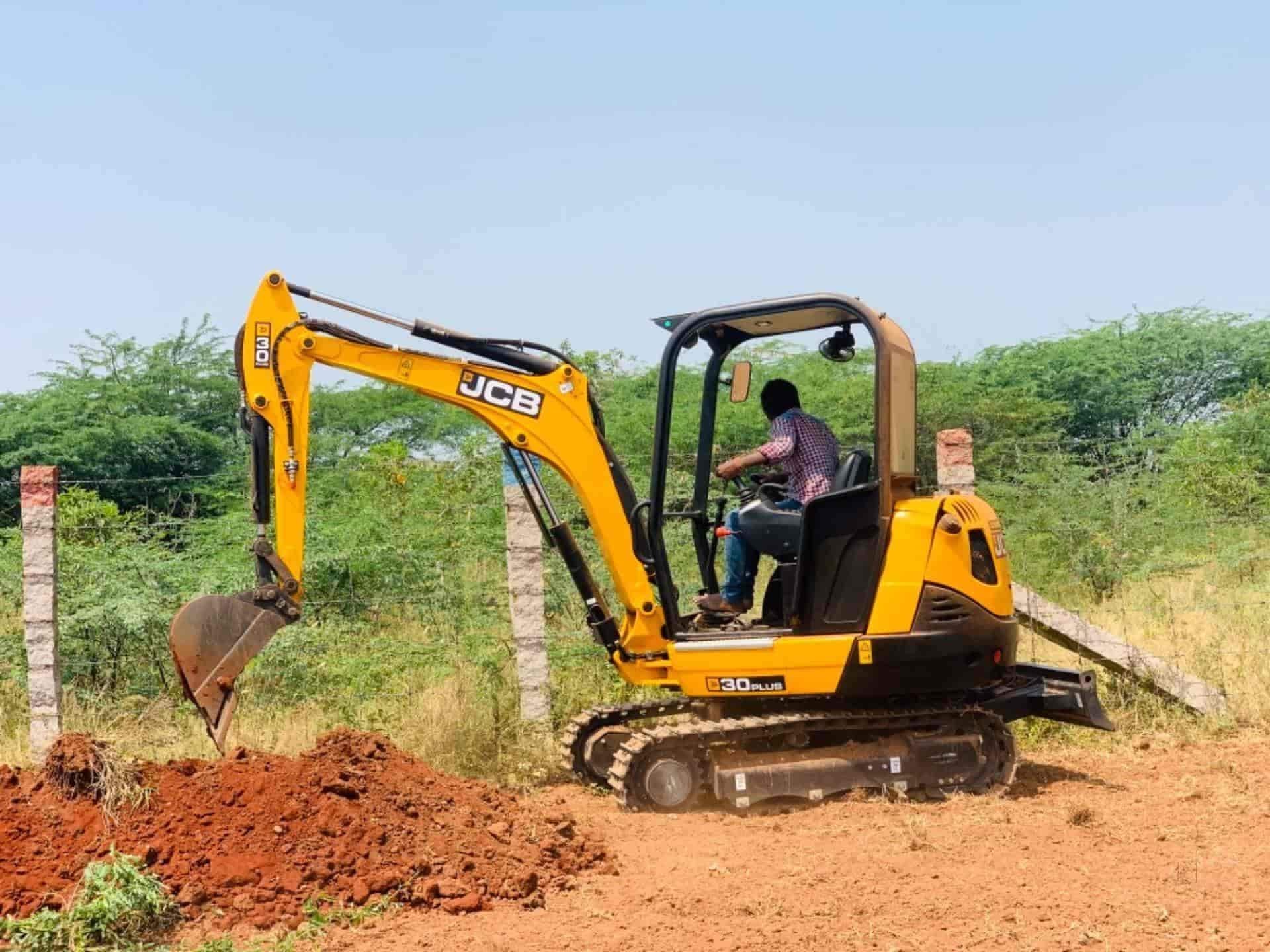 Short-term equipment rental supporting flexible timelines for changing construction needs